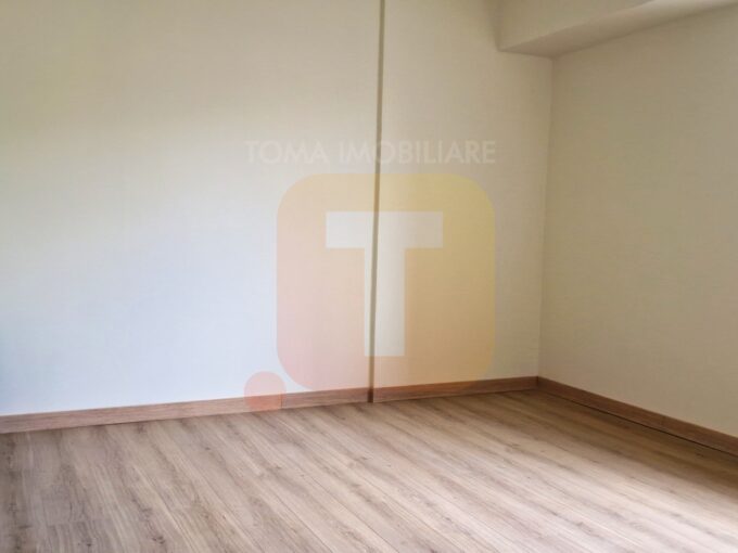 Garsonieră de închiriat în zona Spital, Piatra Neamț – Etaj 1, 30 mp, recent renovată
