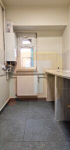 Garsonieră de închiriat în zona Spital, Piatra Neamț – Etaj 1, 30 mp, recent renovată