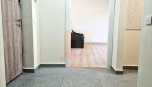 Garsonieră de închiriat în zona Spital, Piatra Neamț – Etaj 1, 30 mp, recent renovată