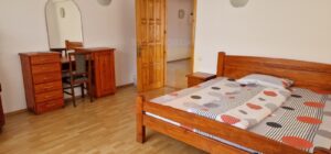 Apartament 4 camere de închiriat – 170 mp, mobilat, zonă liniștită – Ursuleți, Piatra Neamț