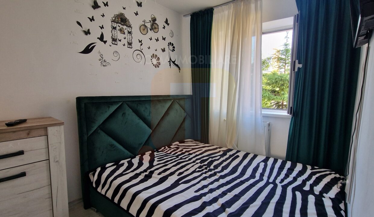 Apartament 3 camere de închiriat – zona STARO, Piatra Neamț