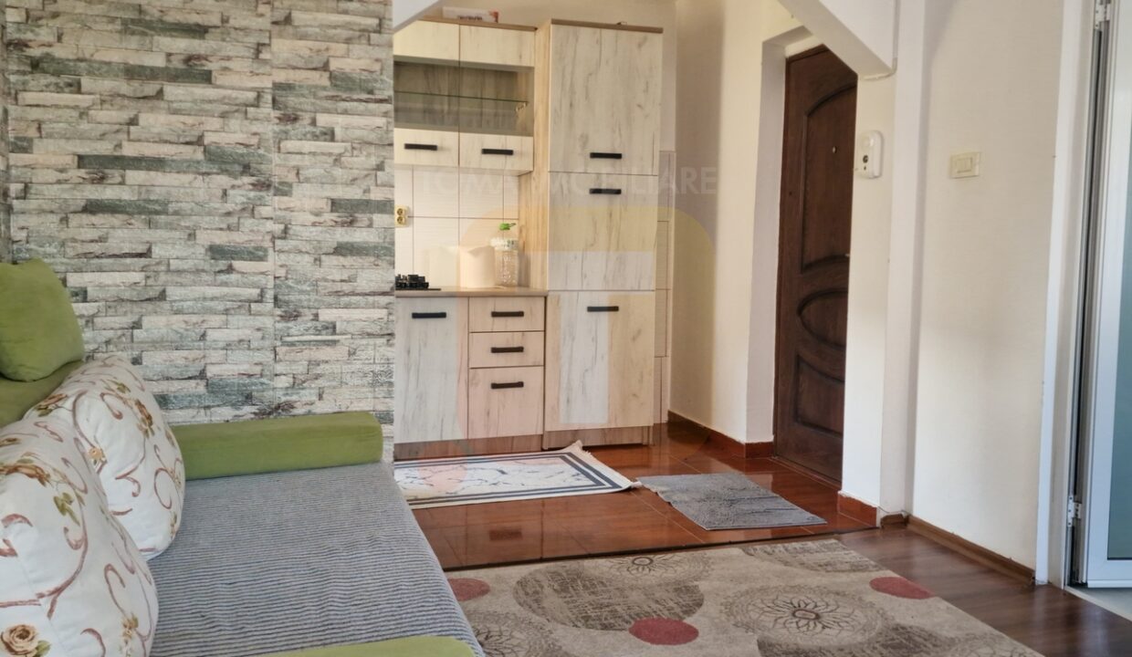 Apartament 3 camere de închiriat – zona STARO, Piatra Neamț