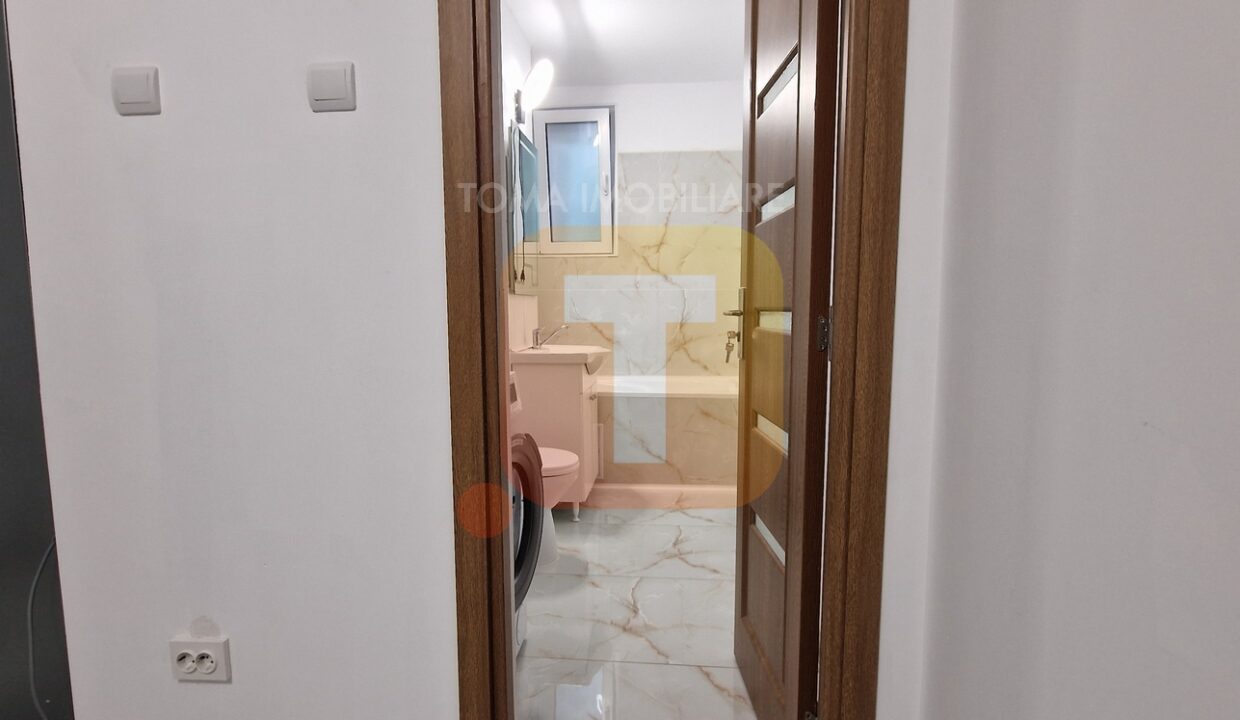 Garsonieră decomandată de închiriat în Dărmănești