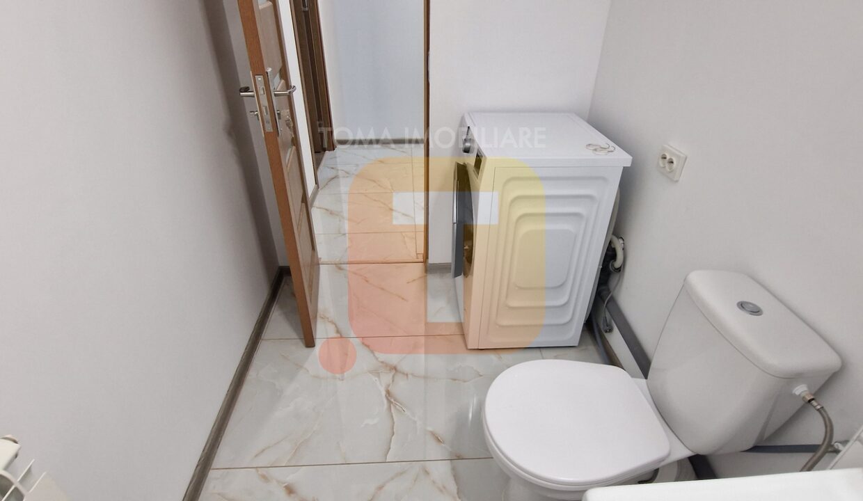 Garsonieră decomandată de închiriat în Dărmănești