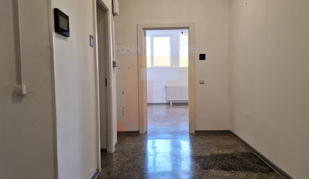 Spațiu industrial de închiriat 111 mp, zona Sărata, Piatra Neamț – Etaj 1