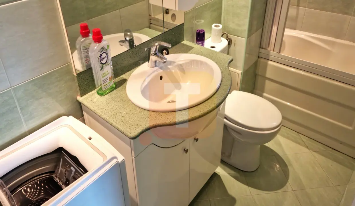 apartament-4cam-piatra-neamt-mihai-viteazu-baie-curata.webp