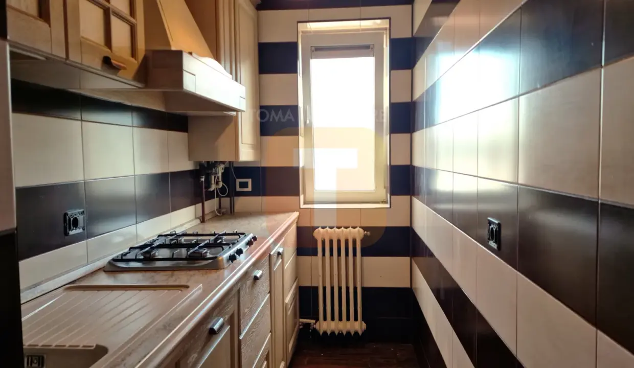apartament-4cam-piatra-neamt-mihai-viteazu-bucatarie.webp