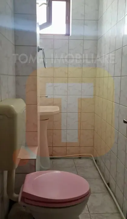 baie de serviciu