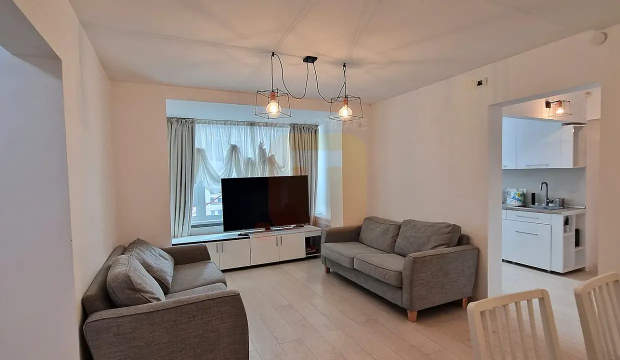 apartament-3-camere-inchiriere-ultracentral-piatra-neamt-02