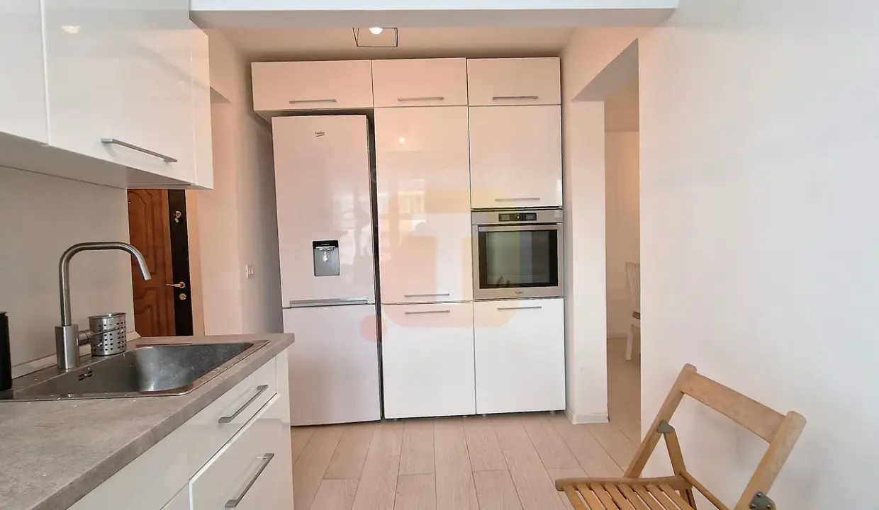 apartament-3-camere-inchiriere-ultracentral-piatra-neamt-05