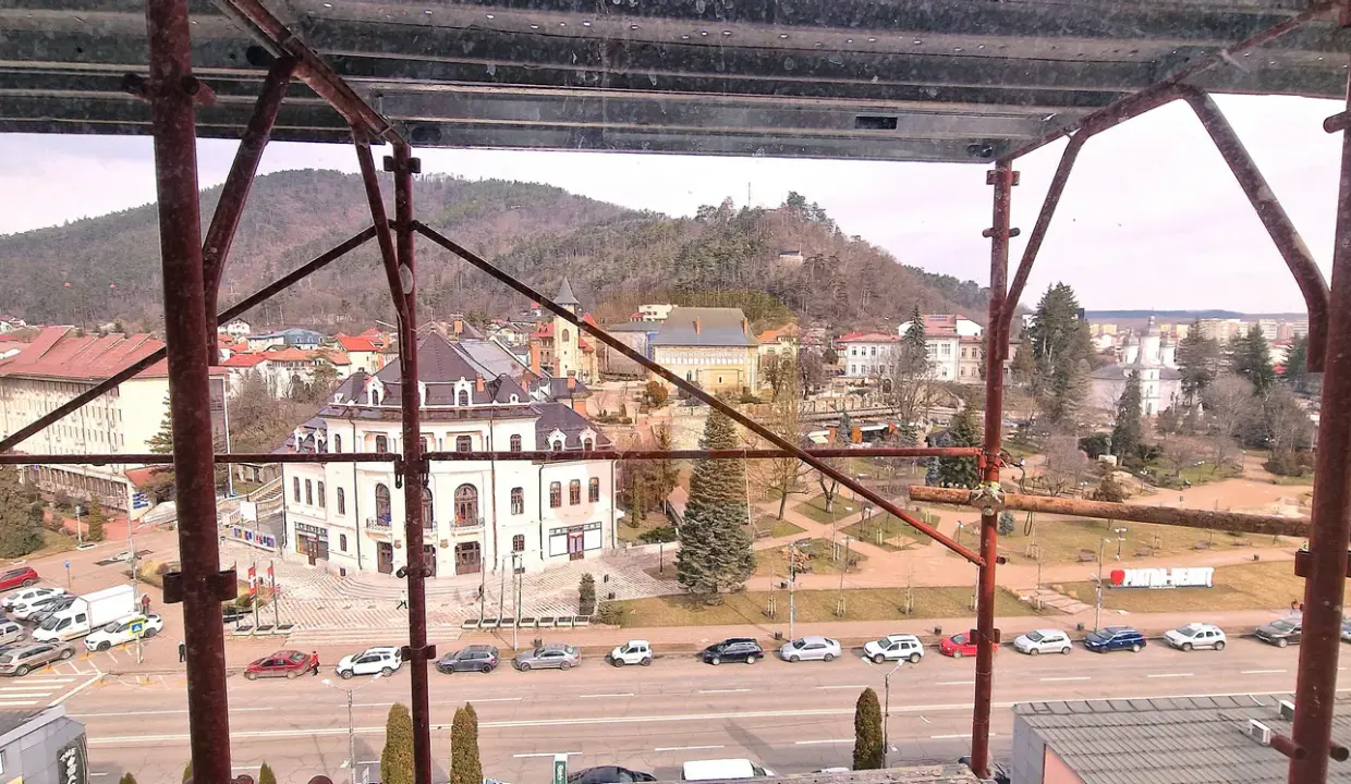 apartament-3-camere-inchiriere-ultracentral-piatra-neamt-15