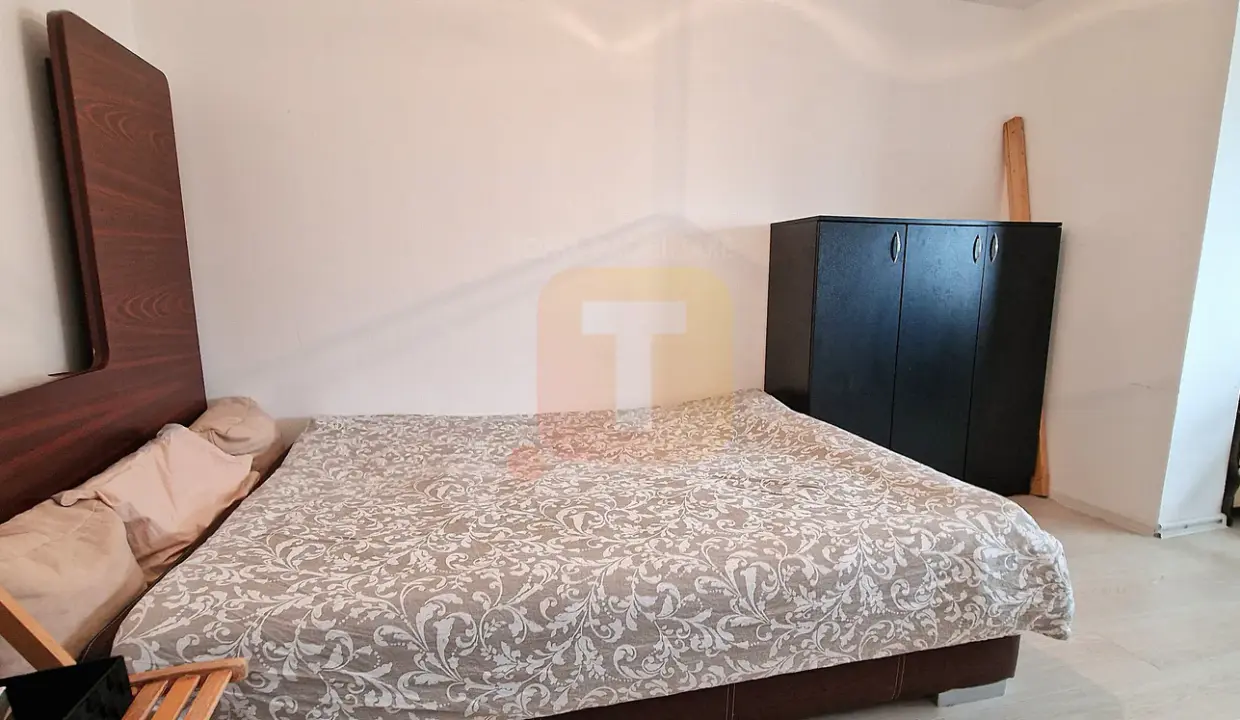 apartament-3-camere-inchiriere-ultracentral-piatra-neamt-17