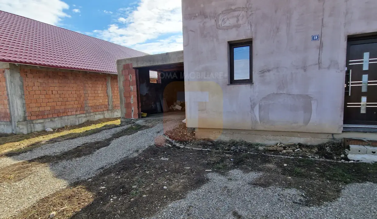 casa-p-m-cu-teren-zanesti-neamt-03