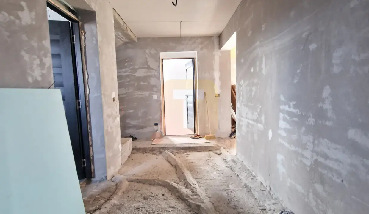 casa-p-m-cu-teren-zanesti-neamt-05