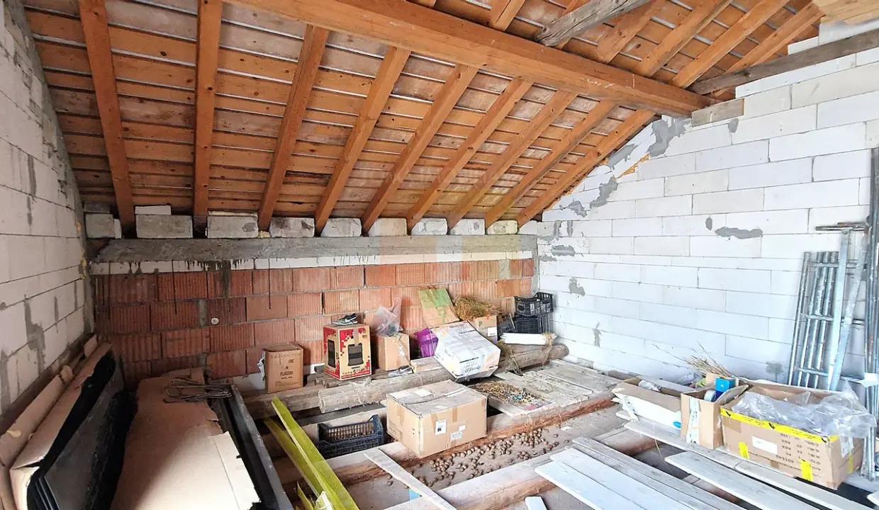 casa-p-m-cu-teren-zanesti-neamt-22