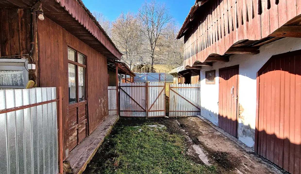 casa-vanzare-bistrita-neamt-teren-2135mp-toma-imobiliare-09