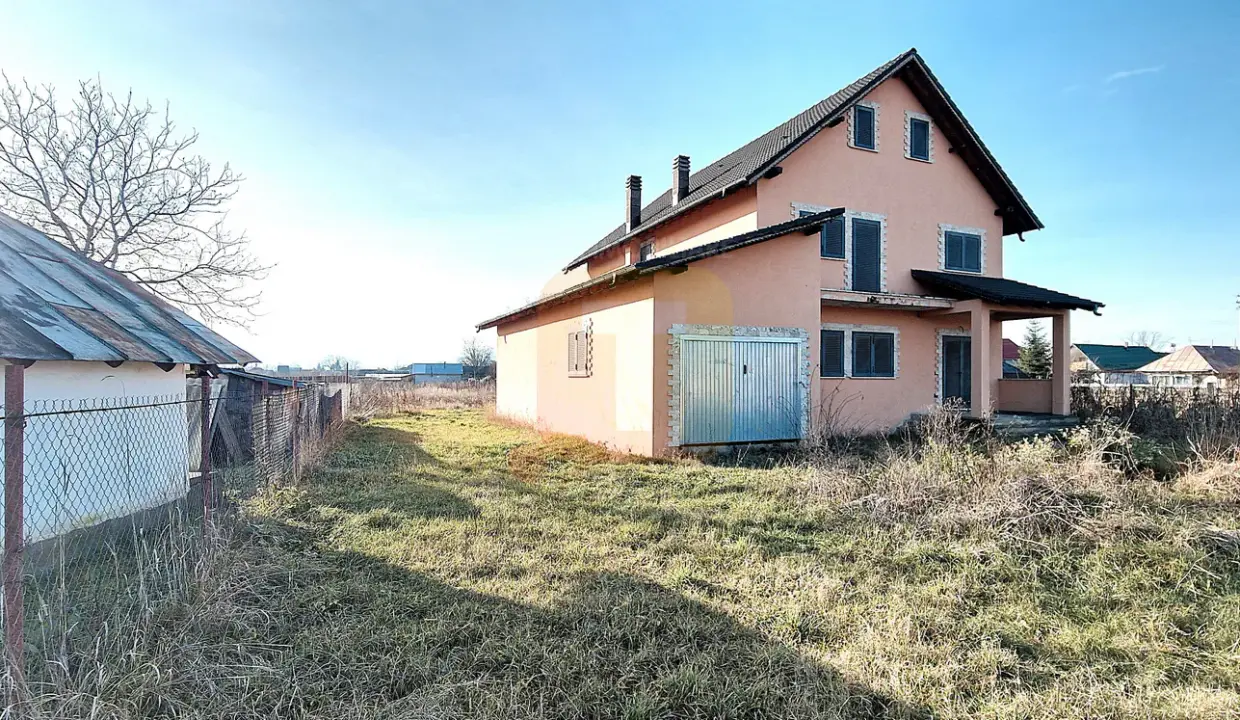 casa-vanzare-slobozia-roznov05