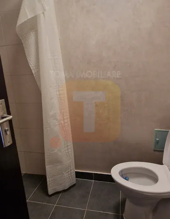 spatiu-comercial-inchiriere-ultracentral-piatra-neamt-10
