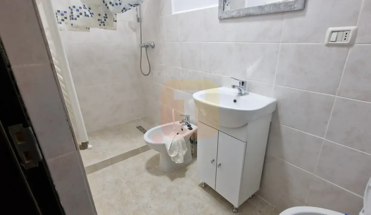 spatiu-comercial-inchiriere-ultracentral-piatra-neamt-12