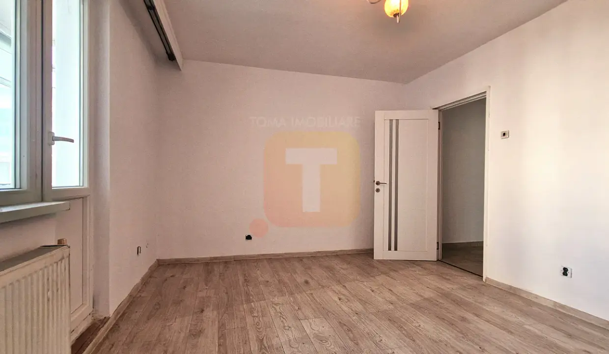 apartament-2-camere-etaj-1-de-vanzare-precista-0002