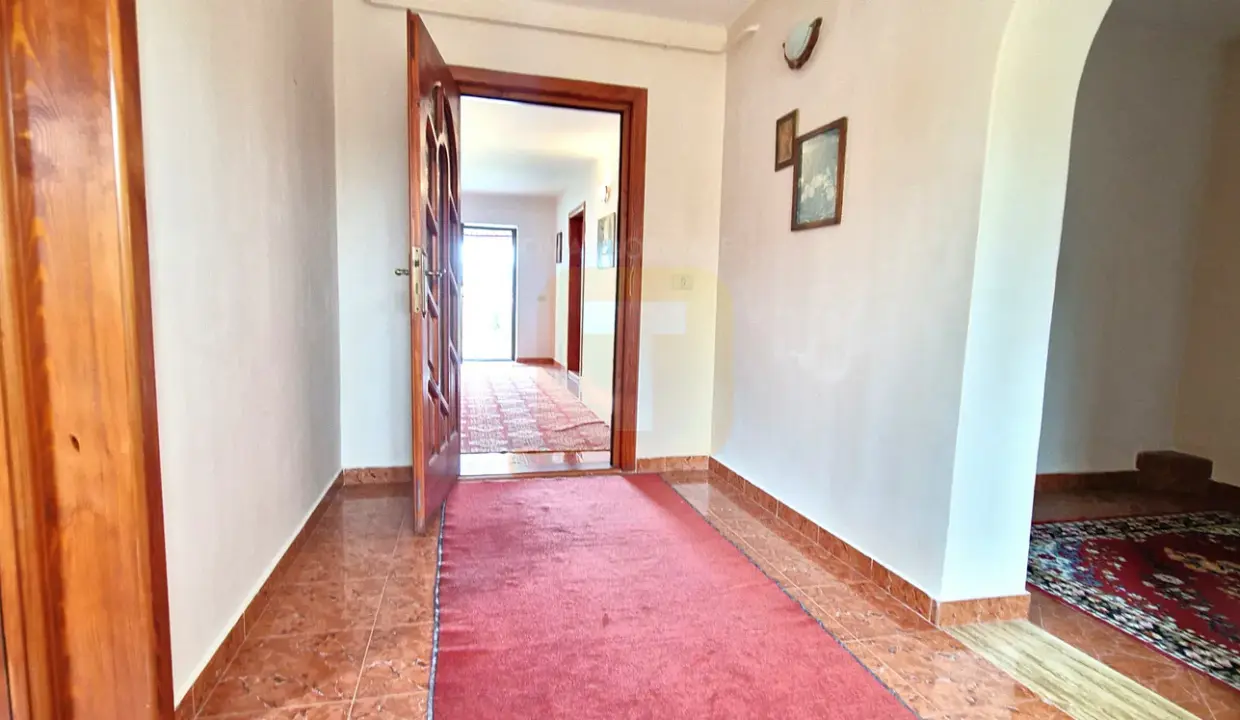 casa-de-vanzare-teren-savinesti-neamt0015