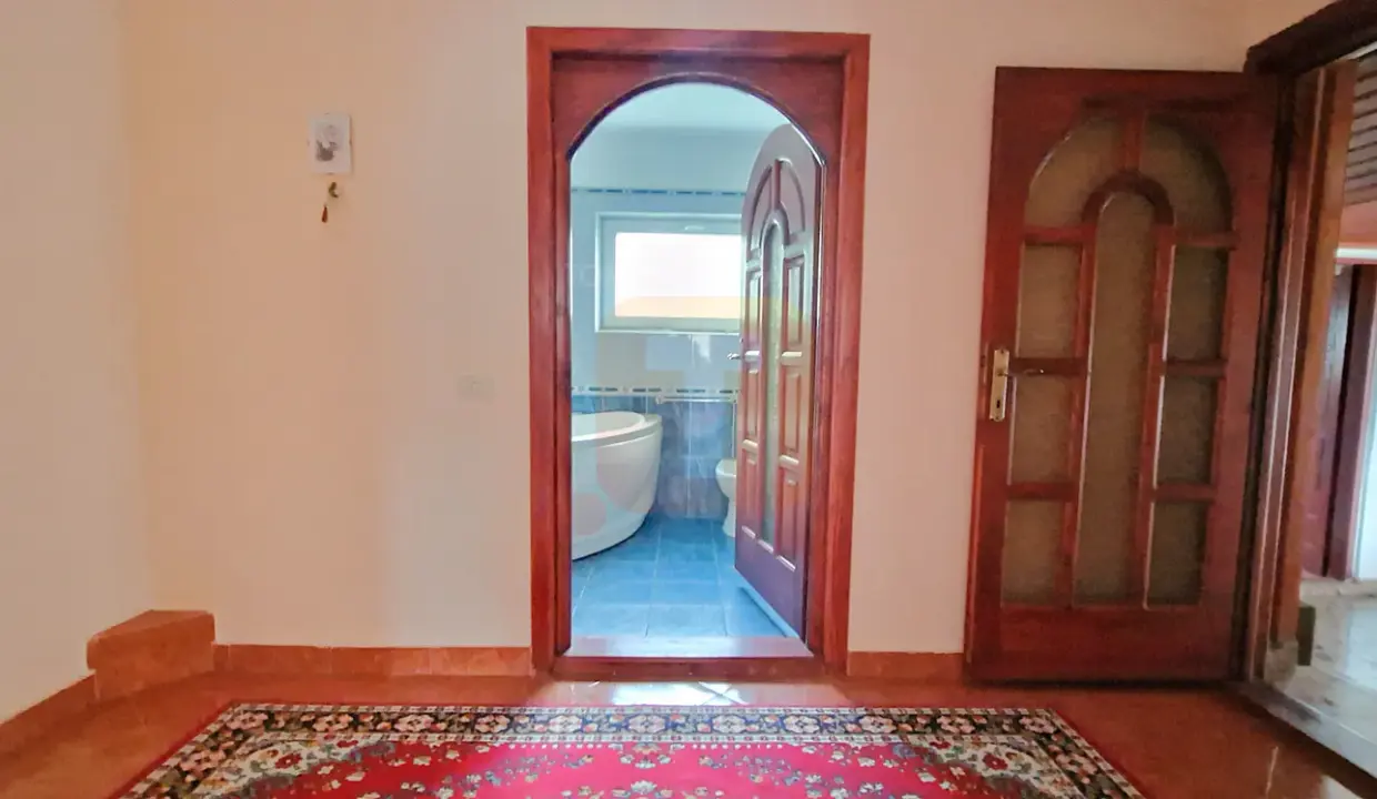 casa-de-vanzare-teren-savinesti-neamt0018