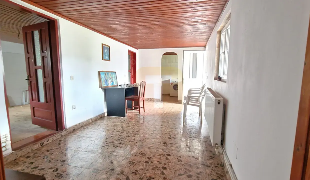 casa-de-vanzare-teren-savinesti-neamt0021