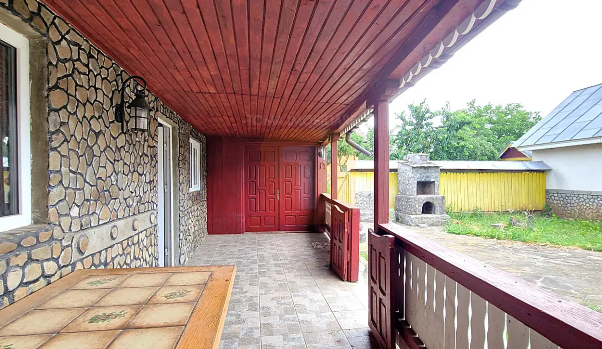 casa-de-vanzare-teren-savinesti-neamt0028