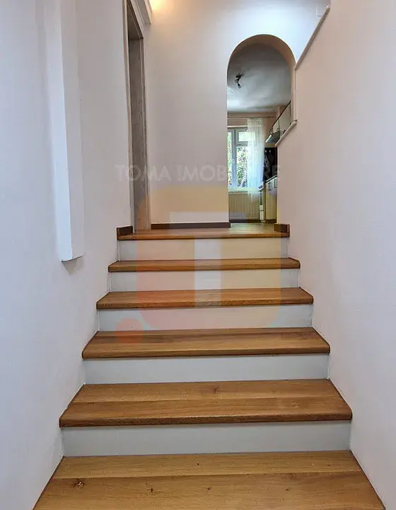 apartament-3-camere-duplex-inchiriere-piatra-neamt02