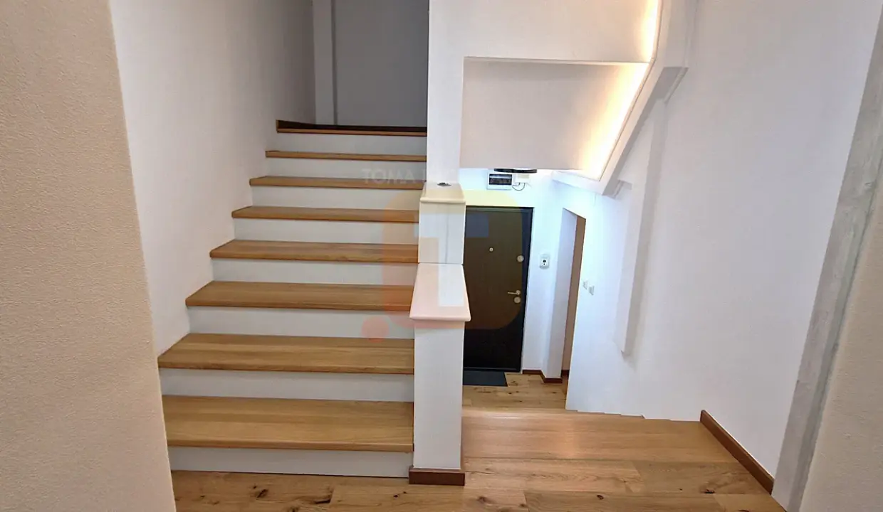 apartament-3-camere-duplex-inchiriere-piatra-neamt16